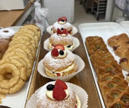 Manna Donuts