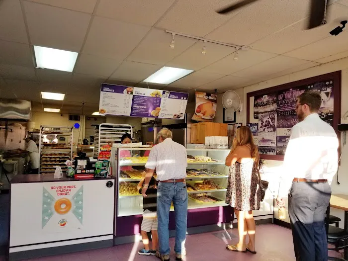 Circle Donuts Picture 2
