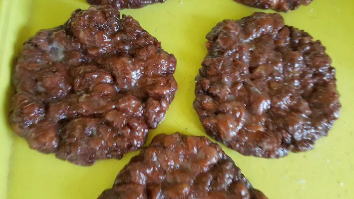 Young Donuts Picture 5
