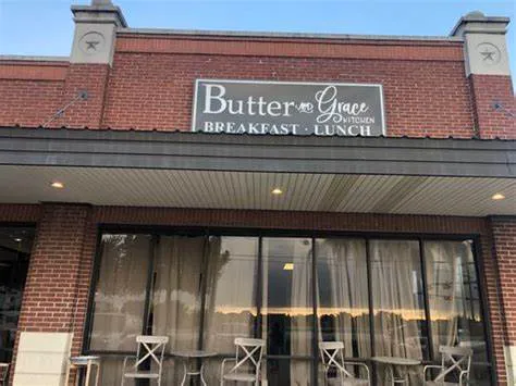 Butter & Grace Picture 7