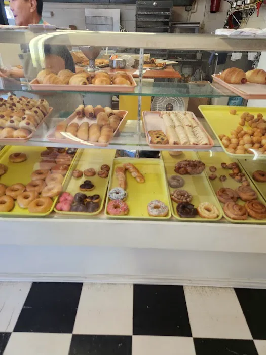 Happy Donut Shop Picture 6