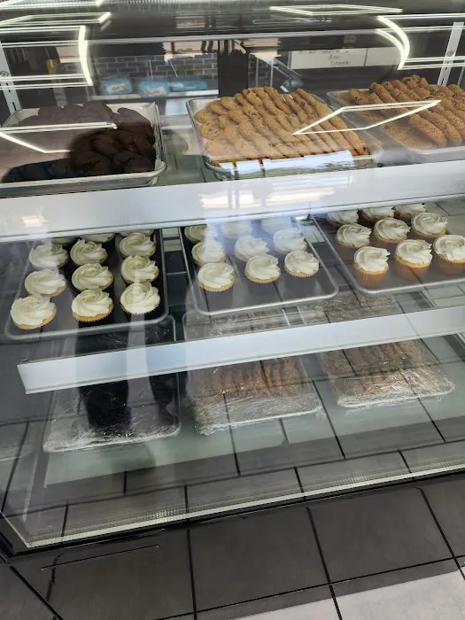 Eduardo's Pastry Kitchen Picture 8