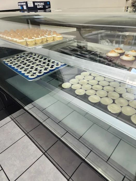 Eduardo's Pastry Kitchen Picture 10