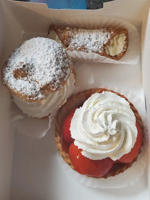 Swiss Pastry Shop Picture 6