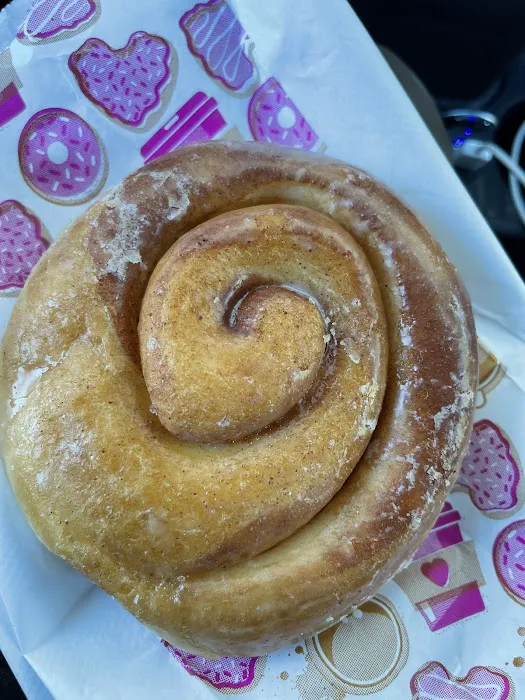 Dales Donuts #9 Picture 10