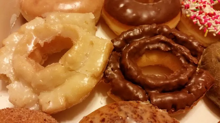 Dales Donuts #9 Picture 7