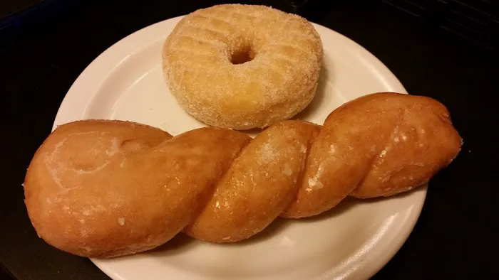Dales Donuts #9 Picture 3