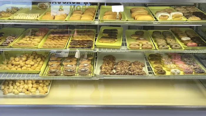 Donut Palace Picture 6