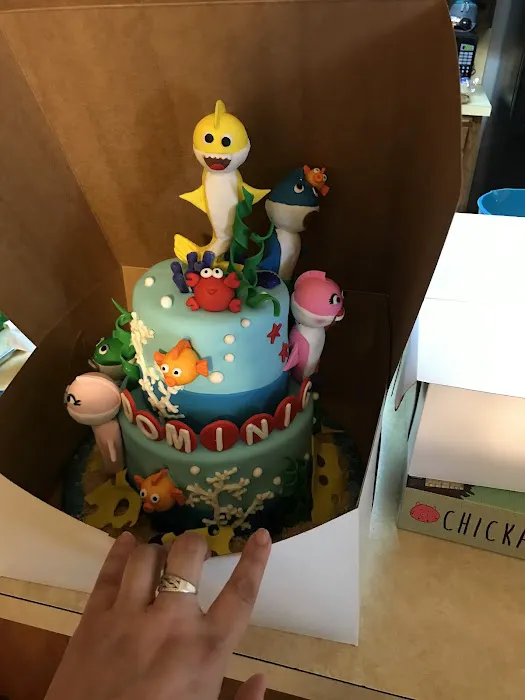 Jovanny's Cake & Supplies Picture 6