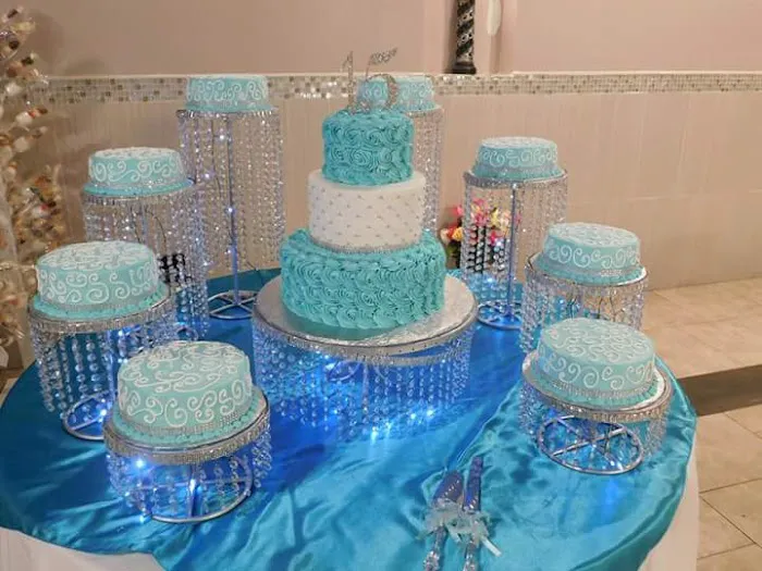 Jovanny's Cake & Supplies Picture 10