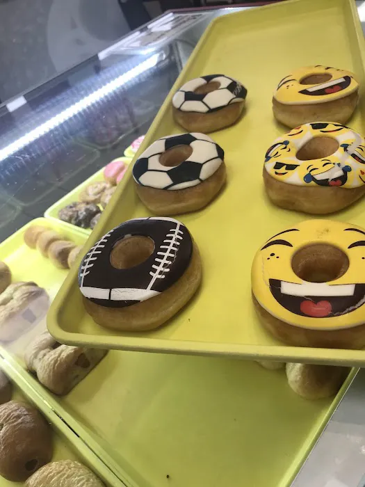 Alta Mesa Donuts Picture 8
