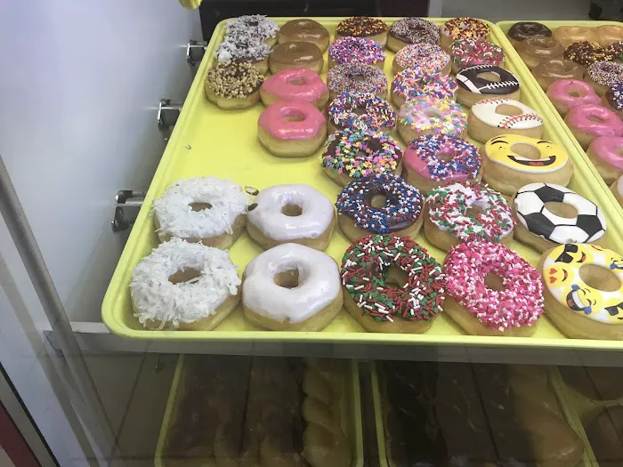 Alta Mesa Donuts Picture 10