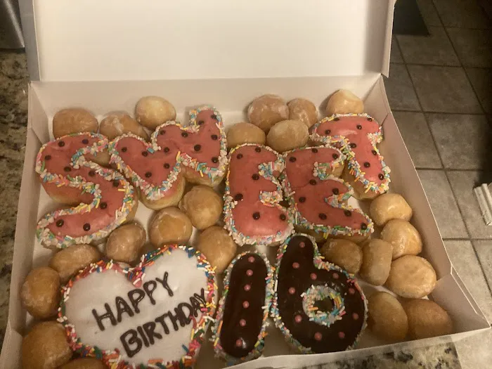 Star Donuts Picture 4