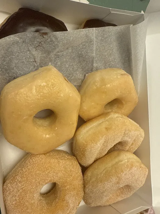 Star Donuts Picture 3