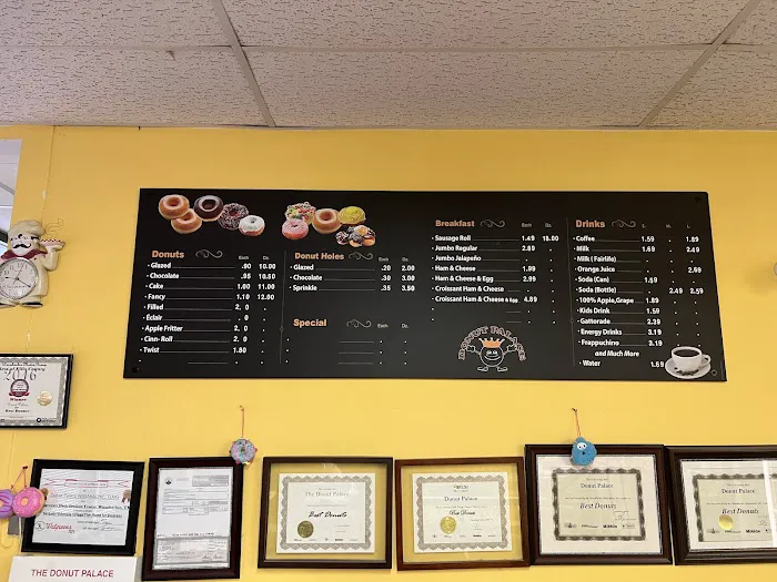 Donut Palace Picture 8