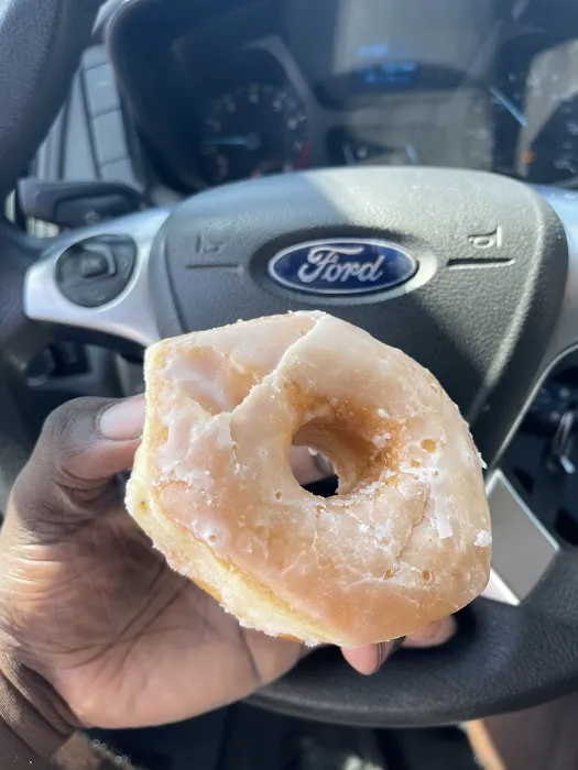 Pioneer Donuts Picture 10