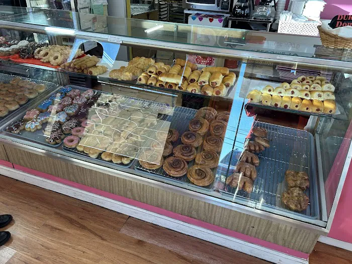 Duke's Donuts Picture 2