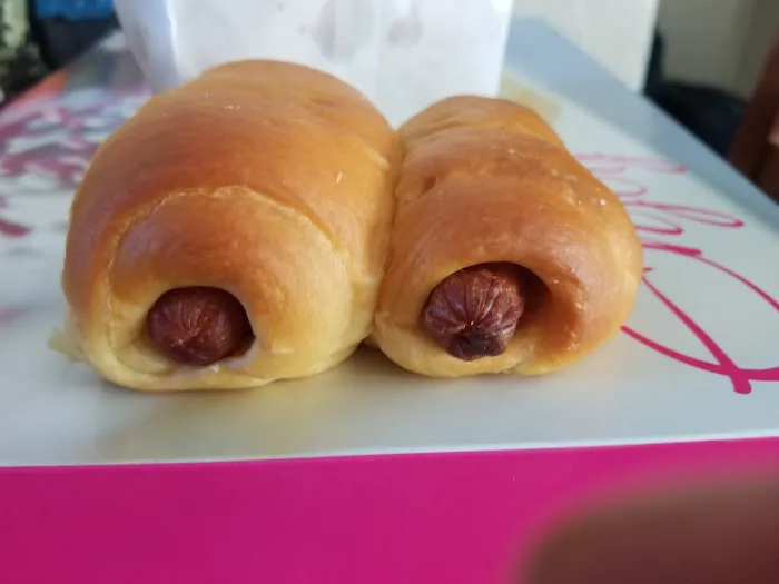 Duke's Donuts Picture 10