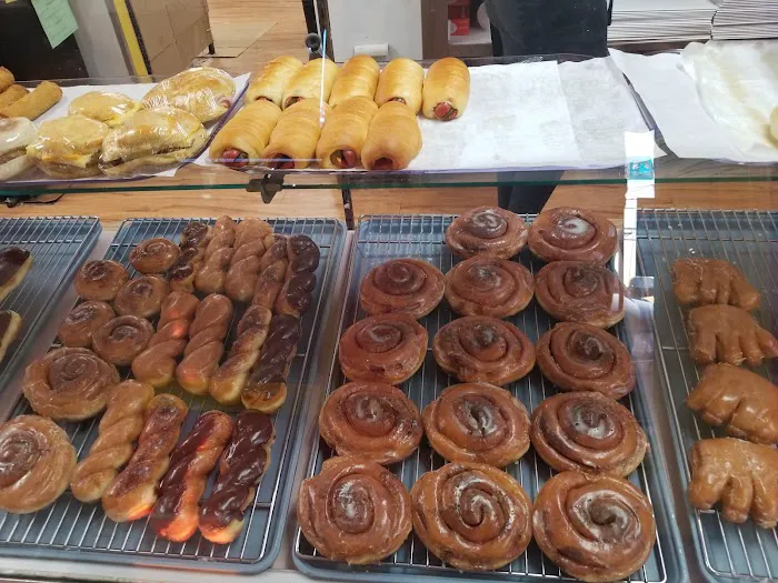 Duke's Donuts Picture 1