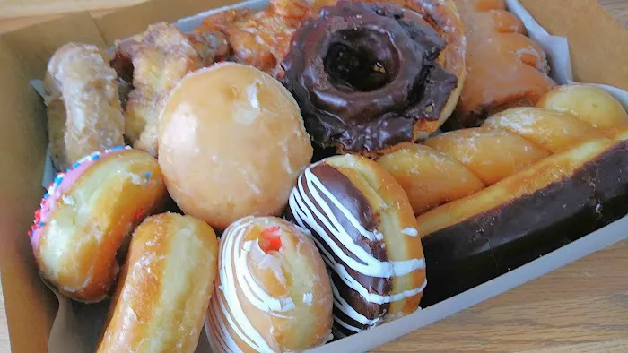 Duke's Donuts Picture 7