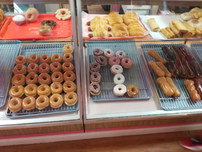 Duke's Donuts Picture 9