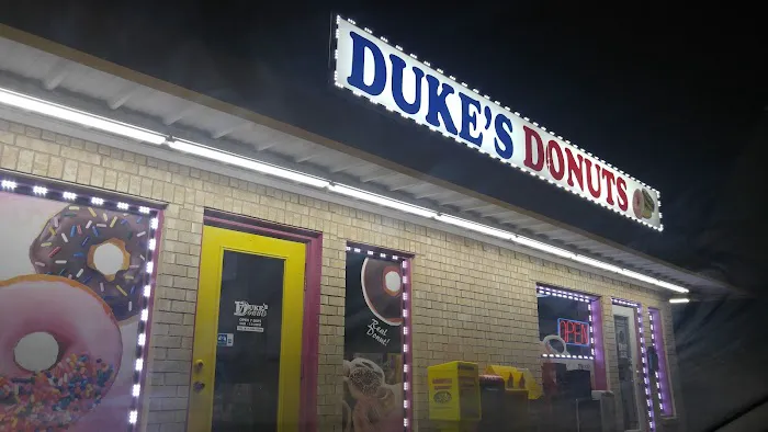 Duke's Donuts Picture 3