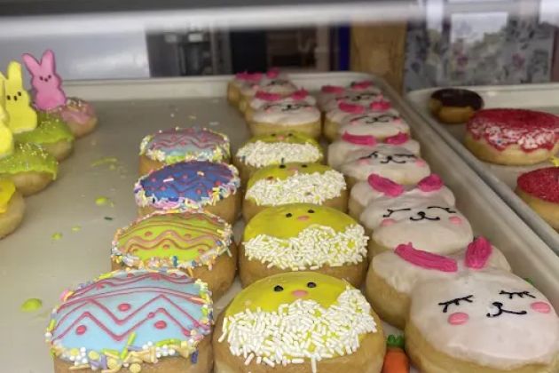 Dale's Donuts