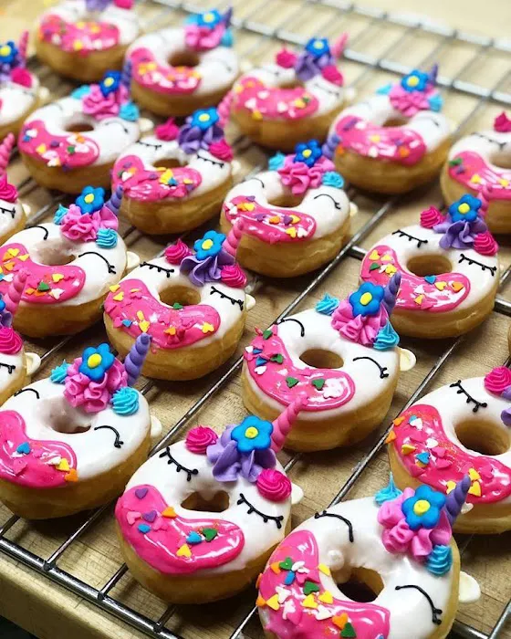 Dale's Donuts Picture 8