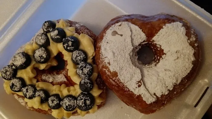 Papa Yun's Donuts - Fort Worth Picture 2
