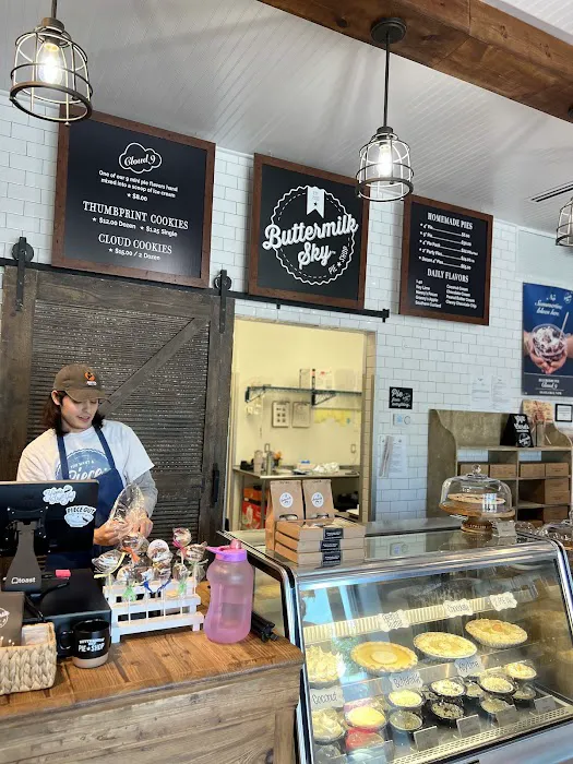 Buttermilk Sky Pie Shop Fort Worth Picture 3