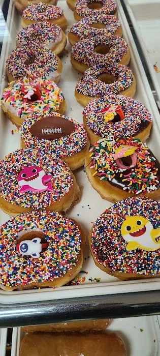 Yoko Donuts Picture 3