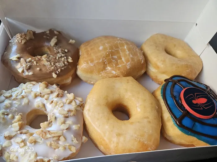 Love Donuts Picture 5