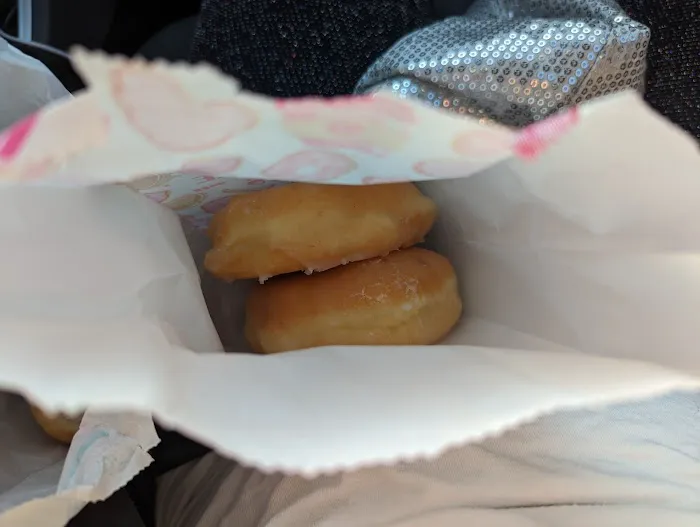 Love Donuts Picture 3