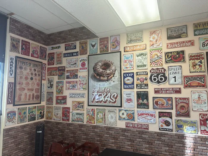 Tom’s Donuts Picture 5