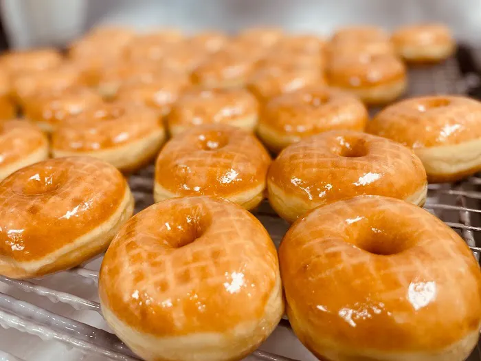 Tom’s Donuts Picture 7