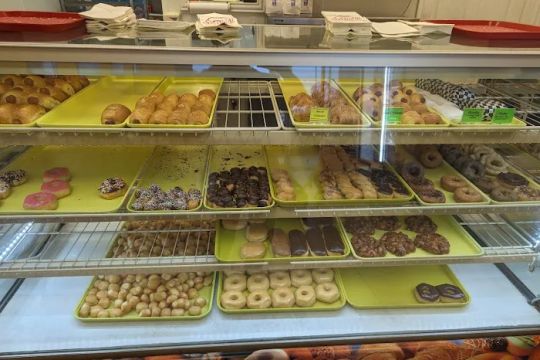 Queen's Donuts