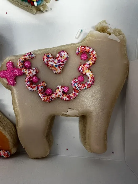 Glitz Bakery Picture 4