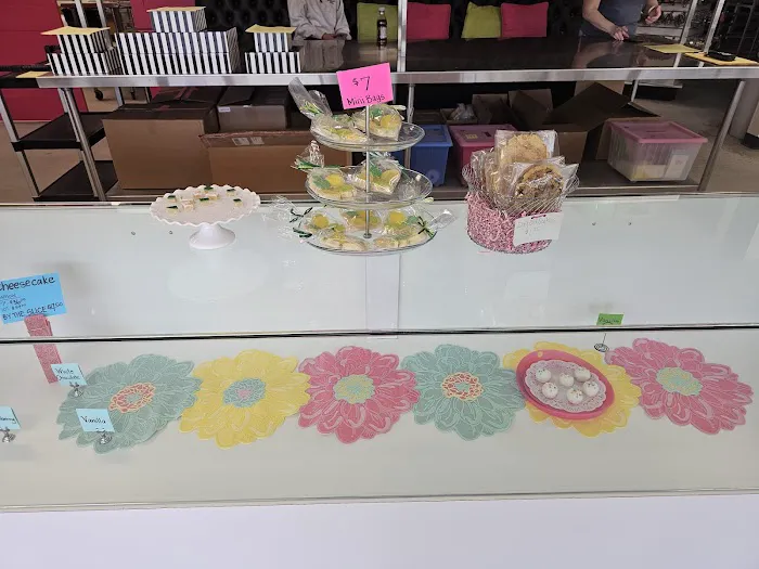 Glitz Bakery Picture 3