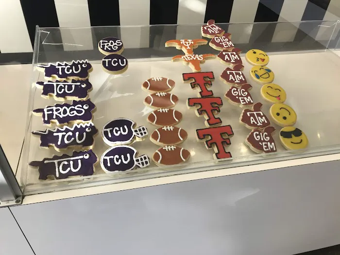 Glitz Bakery Picture 7