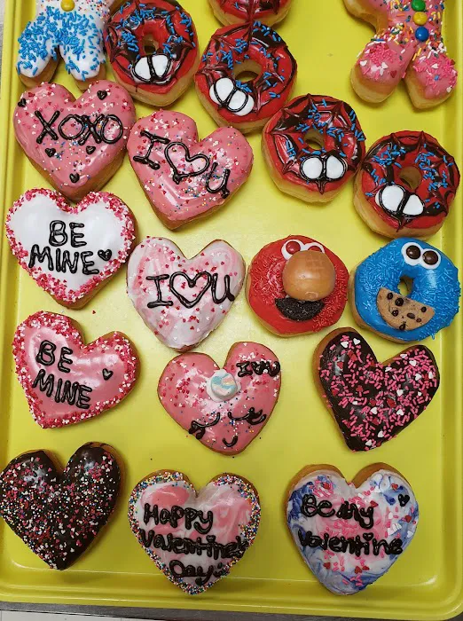 Lim's Donuts Picture 10