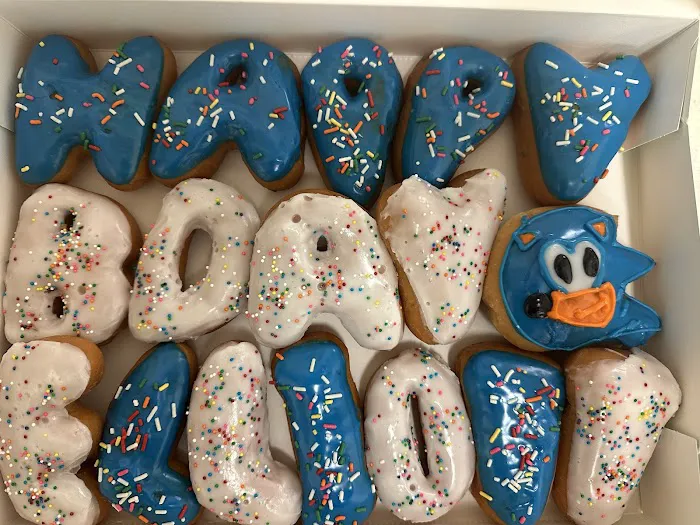 Five AM Donuts Picture 8