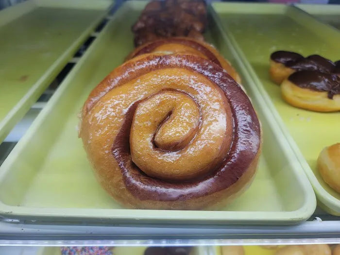 Ennis Donut Shop Picture 1