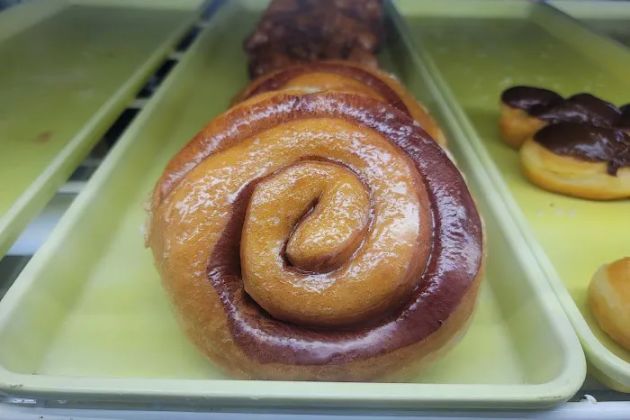 Ennis Donut Shop