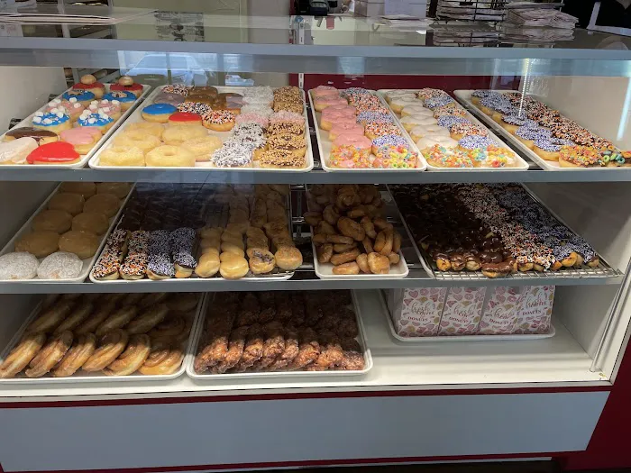 Ranch House Donut Picture 3