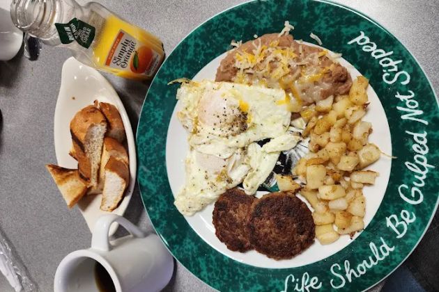 Colima's Bakery & Cafe