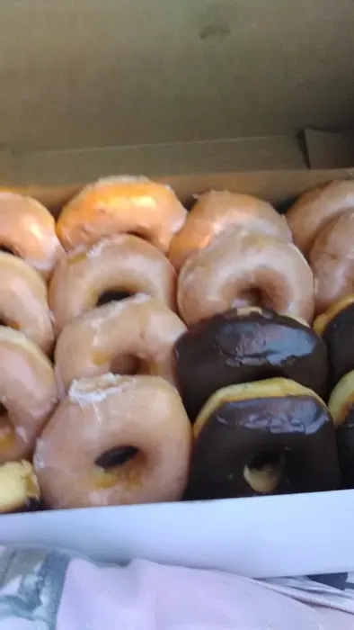 Donut Palace Picture 9