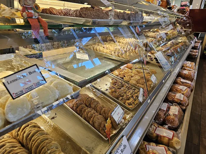 Collin Street Bakery - 7th Ave Corsicana Picture 6