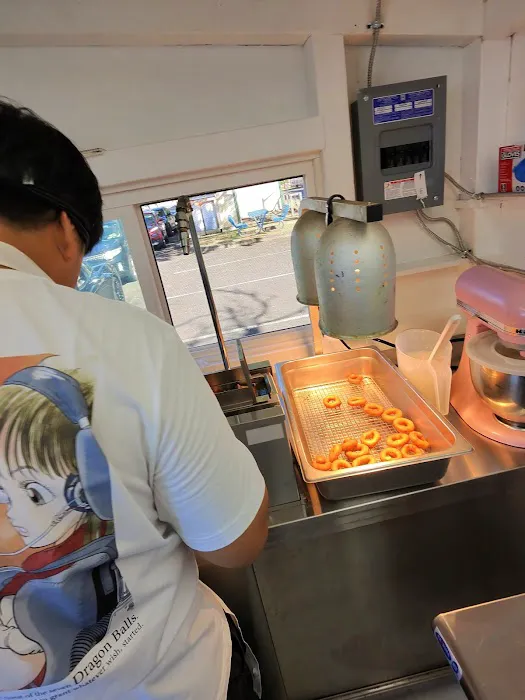 Mav's Mini Donuts & Coffee Drive thru Picture 9