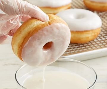 How to Create the Perfect Donut Glaze