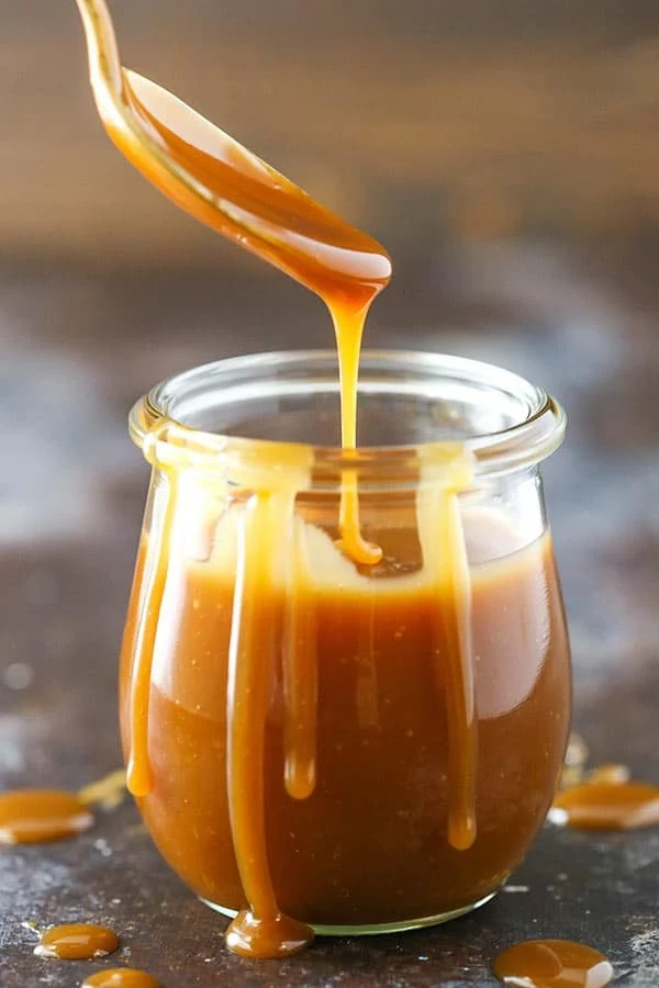How to Make Homemade Caramel Sauce for Desserts